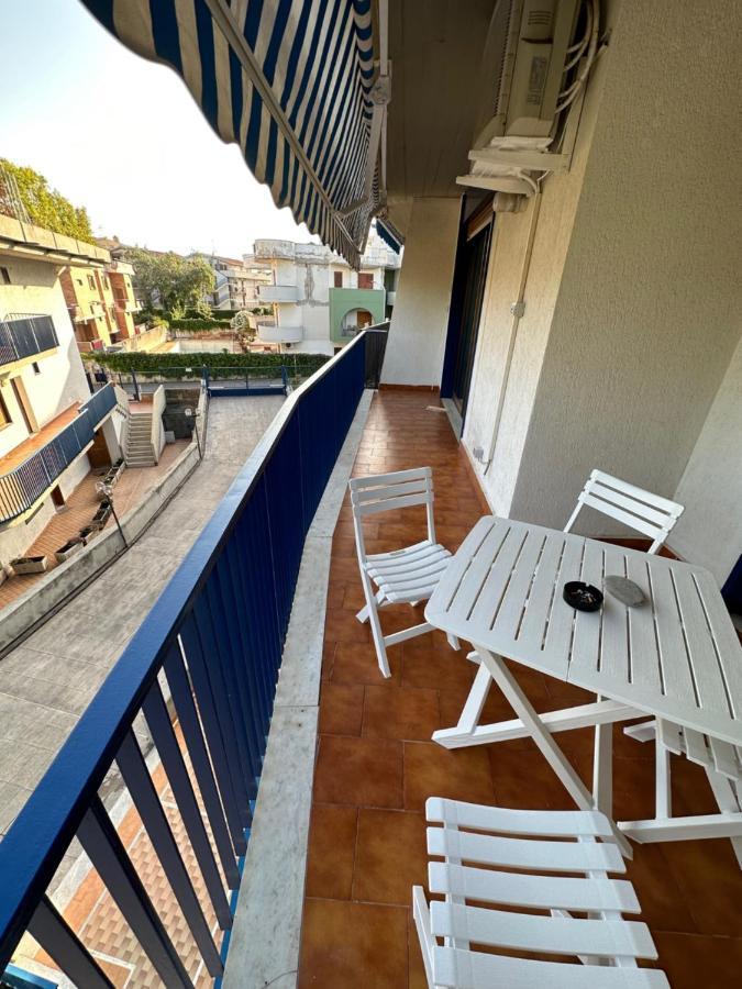 Roberto House Beach - Taormina Mare จีอาร์ดีนี นักซอส ภายนอก รูปภาพ